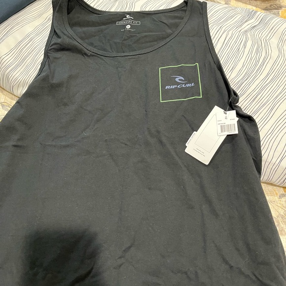 RipCurl lot. - Picture 5 of 10